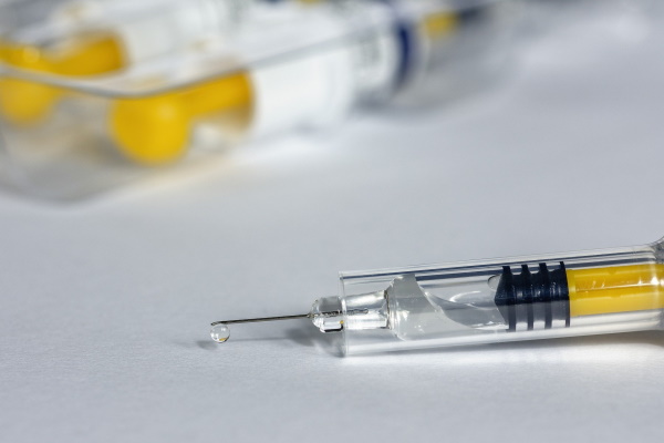 Safe handling and disposal of sharps and syringes